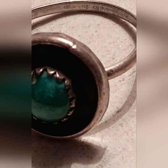 Authentic Vintage Native American Shadow Box Ring - Picture 3 of 8